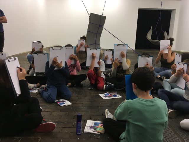 Dessiner avec Alexia